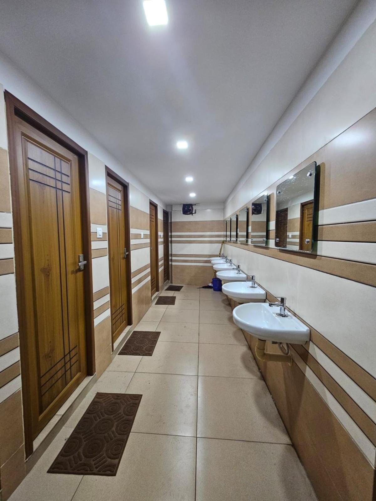 Lowfare Dormitory Kozhikode Exterior photo